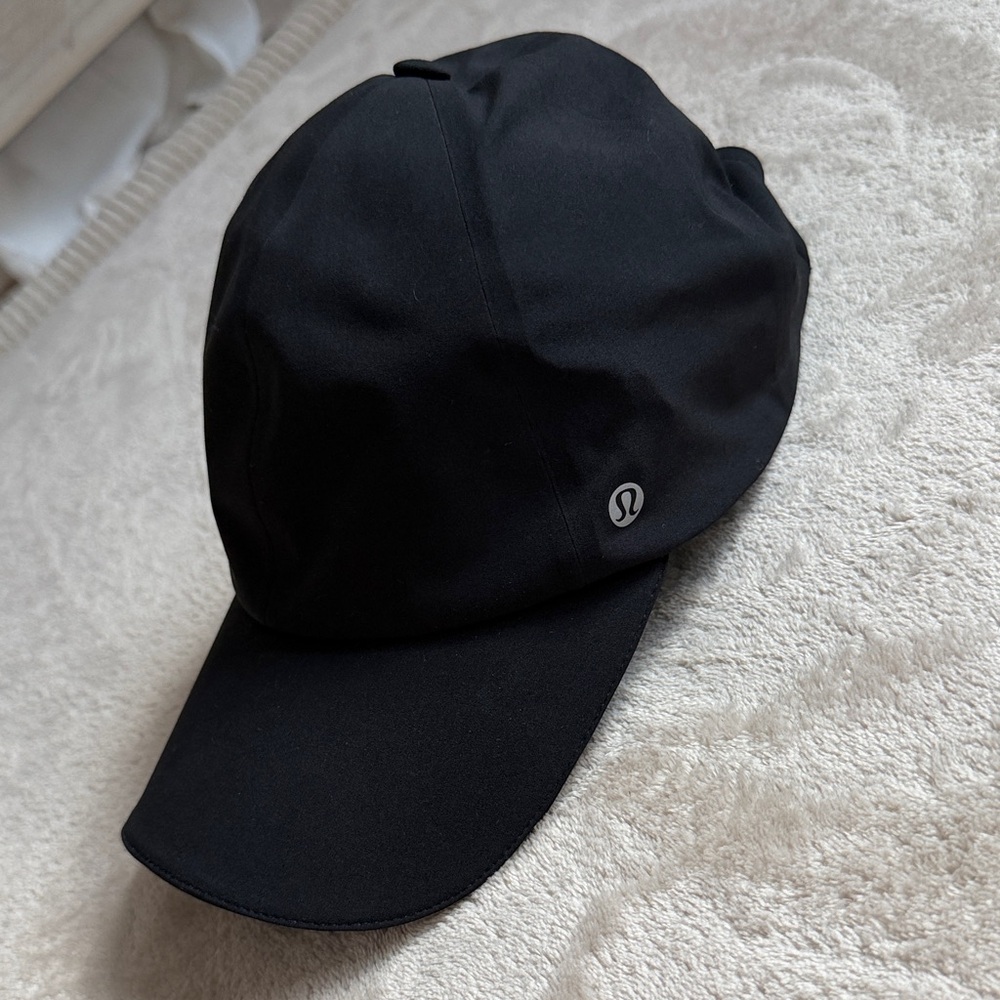 lululemon athletica Sleek Black Hat